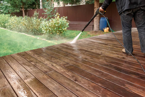 Professional Pressure Washing Services in Bakersfield Country Clu, CA